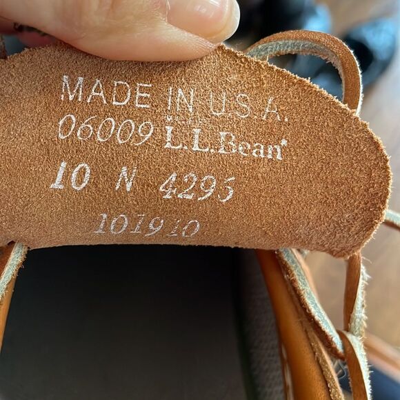 L.L. Bean “Bean Boots” navy blue & tan duck shoes - Picture 8 of 8